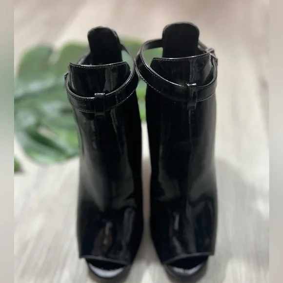 Michael Kors Lawson Open Toe Ankle Boot Patent Leather ✨brand new✨No box - Picture 5 of 12
